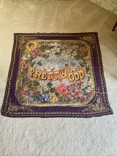 Panic the disco pretty odd - panic!,